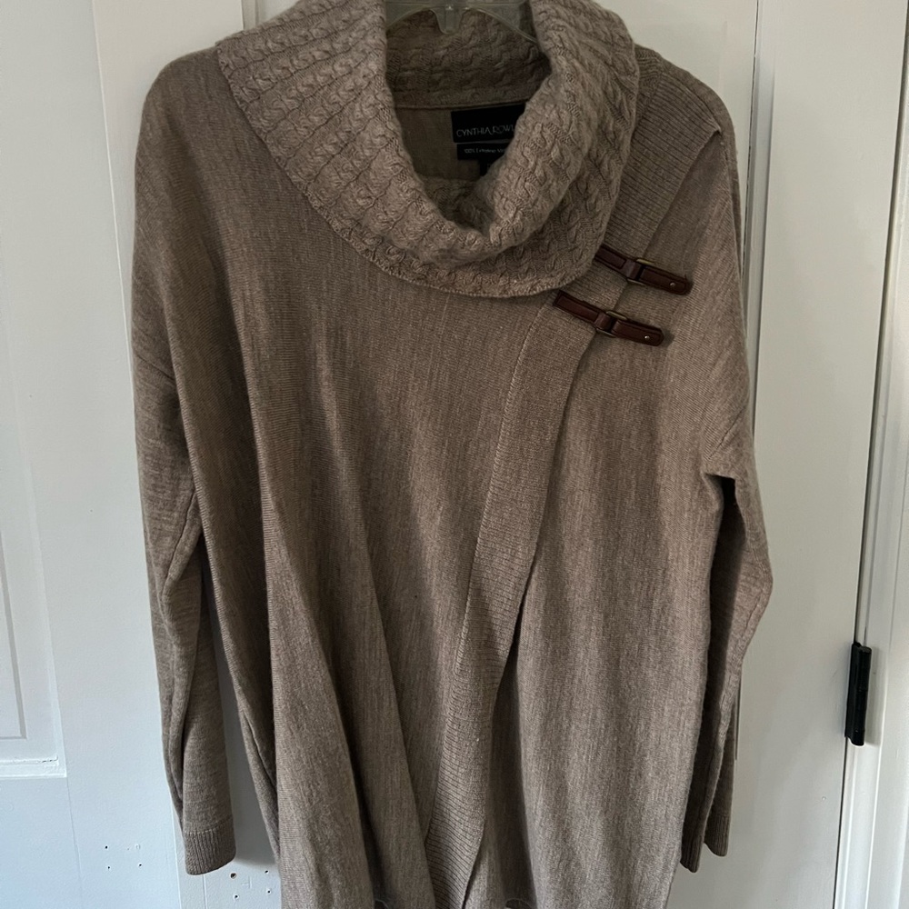 NWOT CYNTHIA ROWLRY TAN CROSS SWEATER WITH DETAILED NECK LINE! size medium! cowl